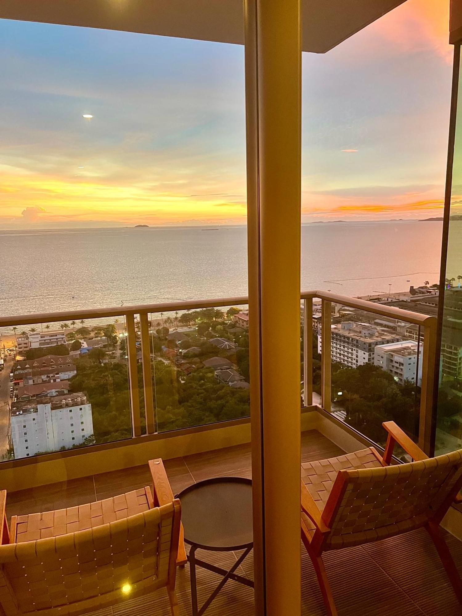 Luxsl Luxury Style Of Life 6 Lägenhet Jomtien Beach Exteriör bild